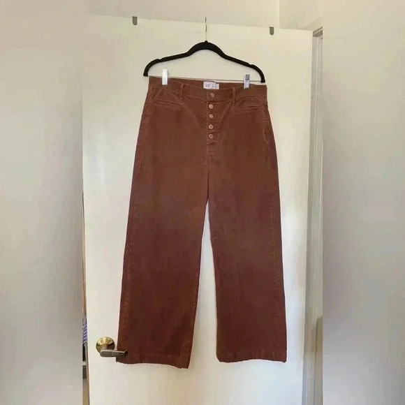 GAP Brown Button Up Corduroys - Picture 1 of 7